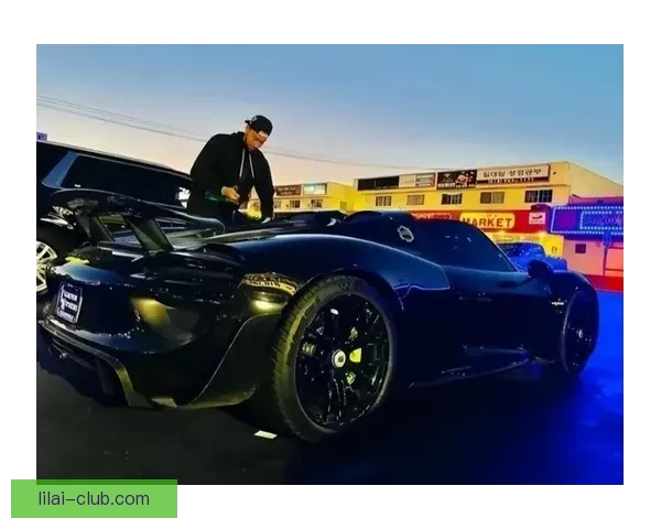 西蒙斯晒豪华渔获引关注球迷惊叹两亿美金生活太爽